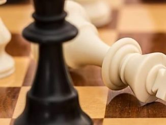 The Complete Guide to Chess Tactics