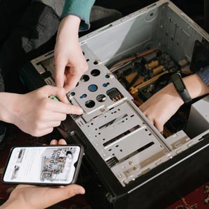 Be a Expert in computer Hardware and Software Repair